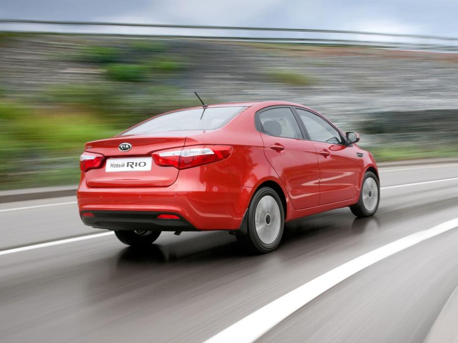  Kia Rio Sedan 2011 года  (CIS) (фото 21 из 30)